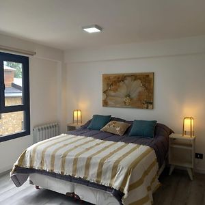 Hermoso Estudio En Barrio Residencial Centrico